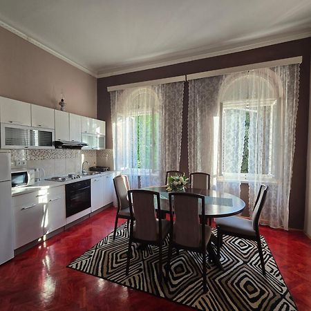 Apartman Prvi Red Do Mora Crikvenica Exteriör bild