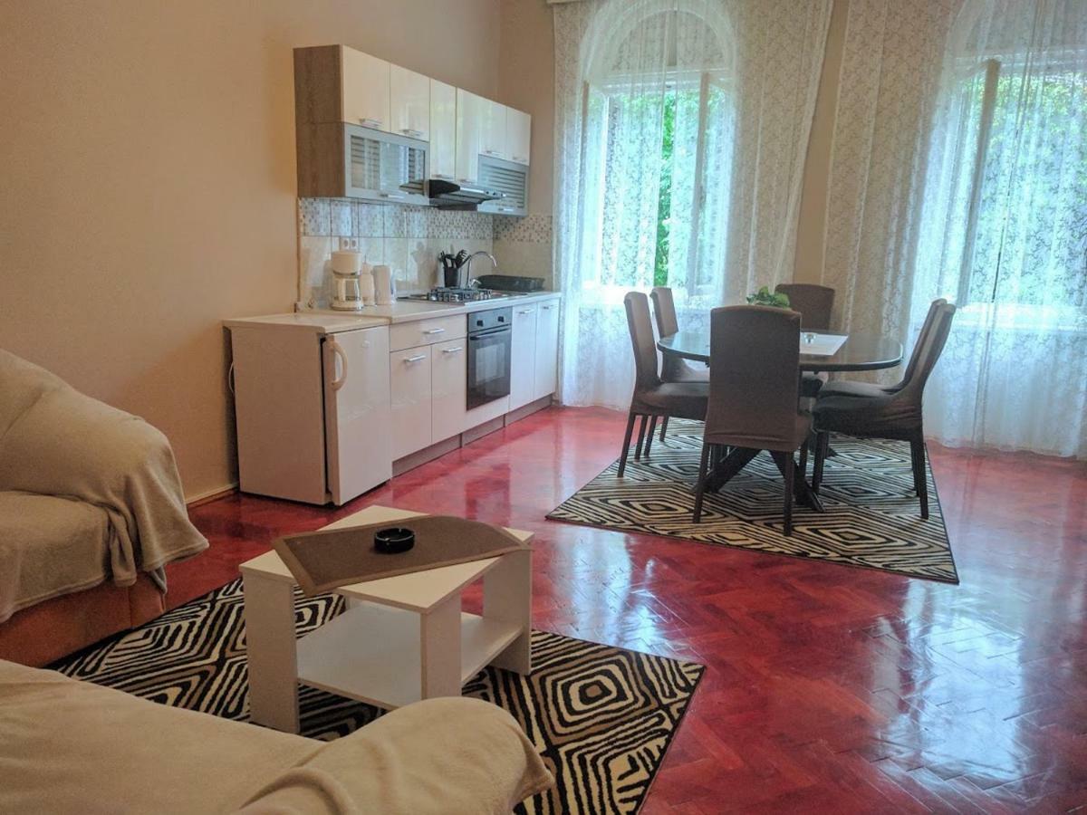 Apartman Prvi Red Do Mora Crikvenica Exteriör bild